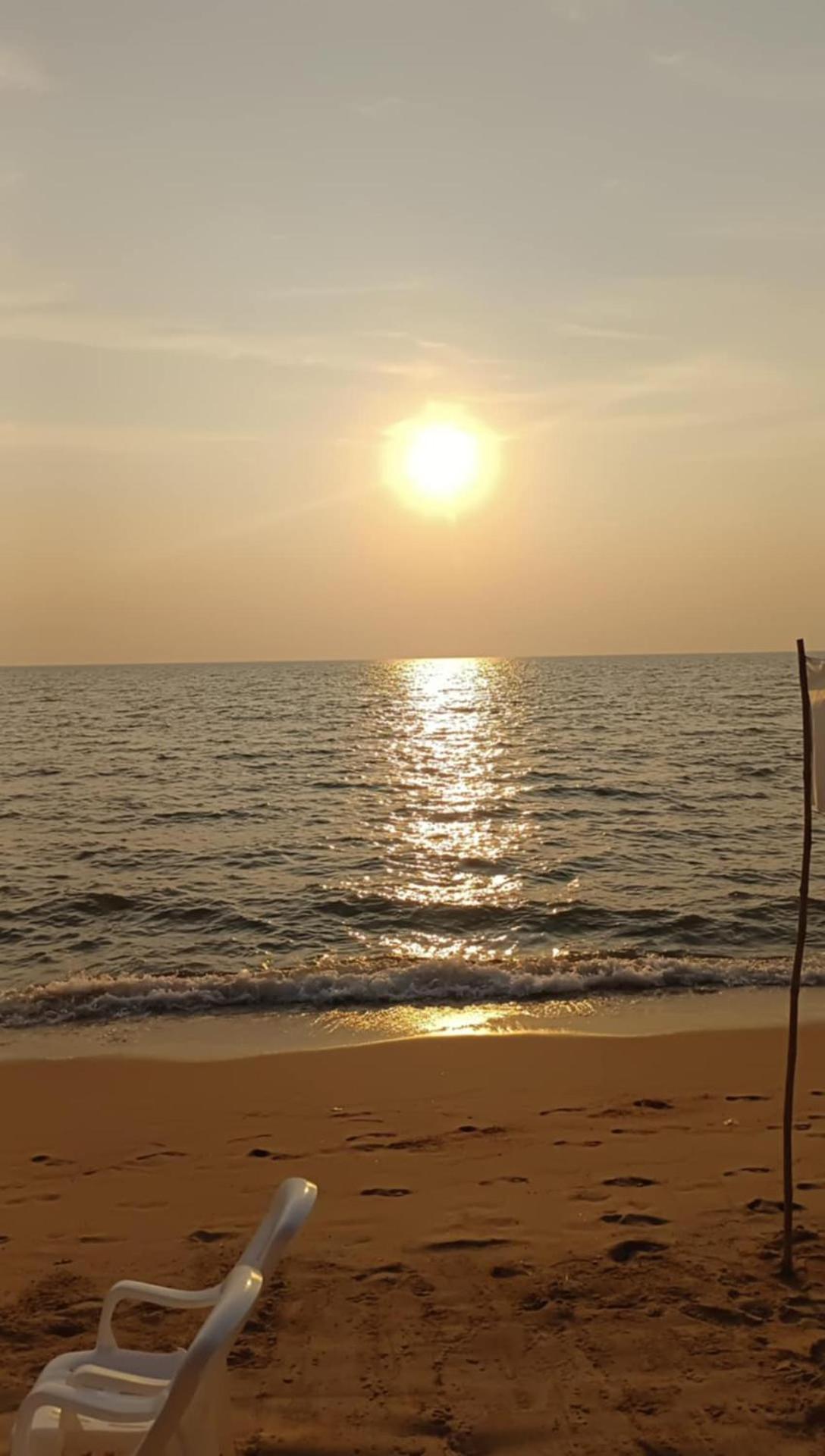 Mandala Beach Villa Jomtiean หาดจอมเทียน ภายนอก รูปภาพ